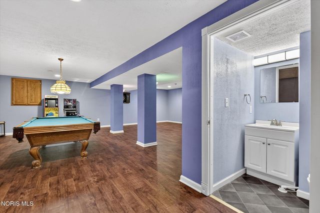 10781 Sun Trace Drive, Perrysburg, OH 43551