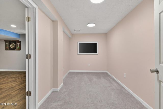 10781 Sun Trace Drive, Perrysburg, OH 43551