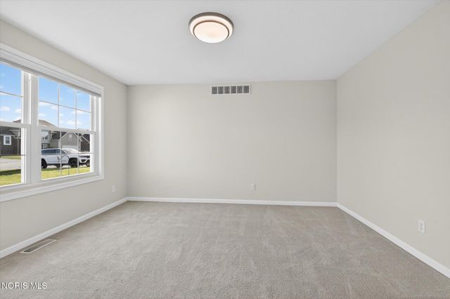 10781 Sun Trace Drive, Perrysburg, OH 43551