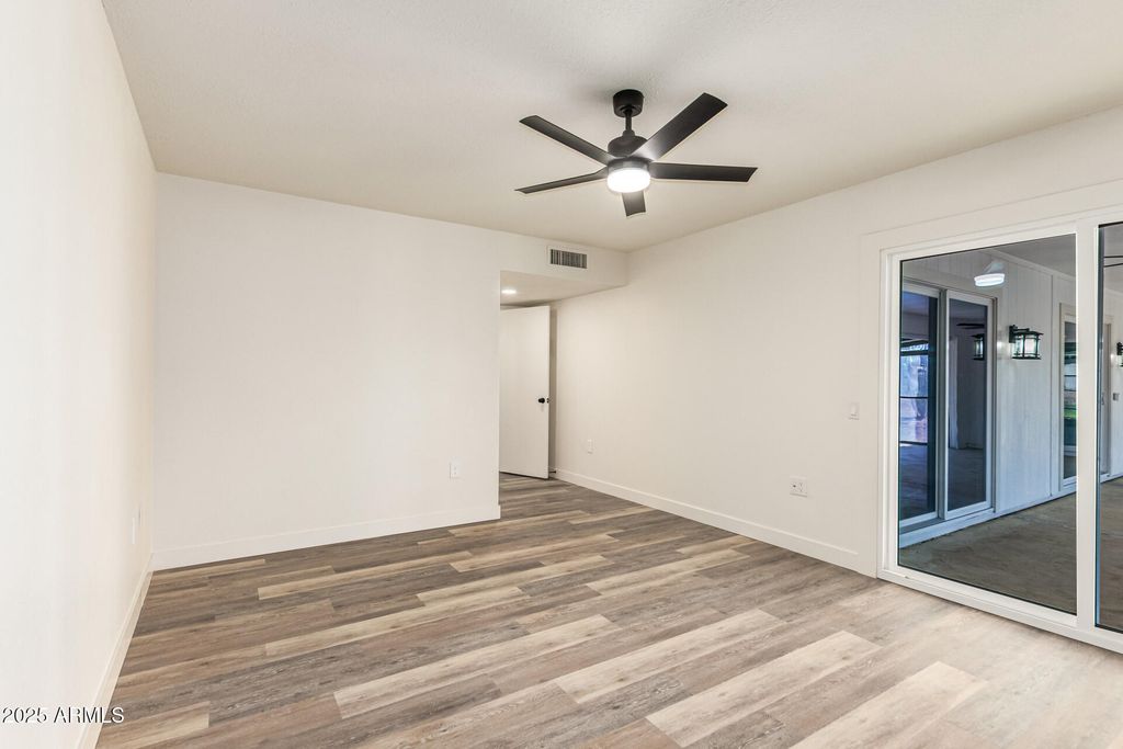 Image 27 of property listing at 18838 N CONQUISTADOR Drive, Sun City West, AZ 85375