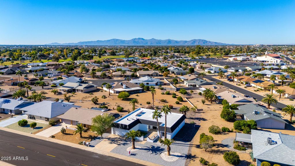 Image 37 of property listing at 18838 N CONQUISTADOR Drive, Sun City West, AZ 85375