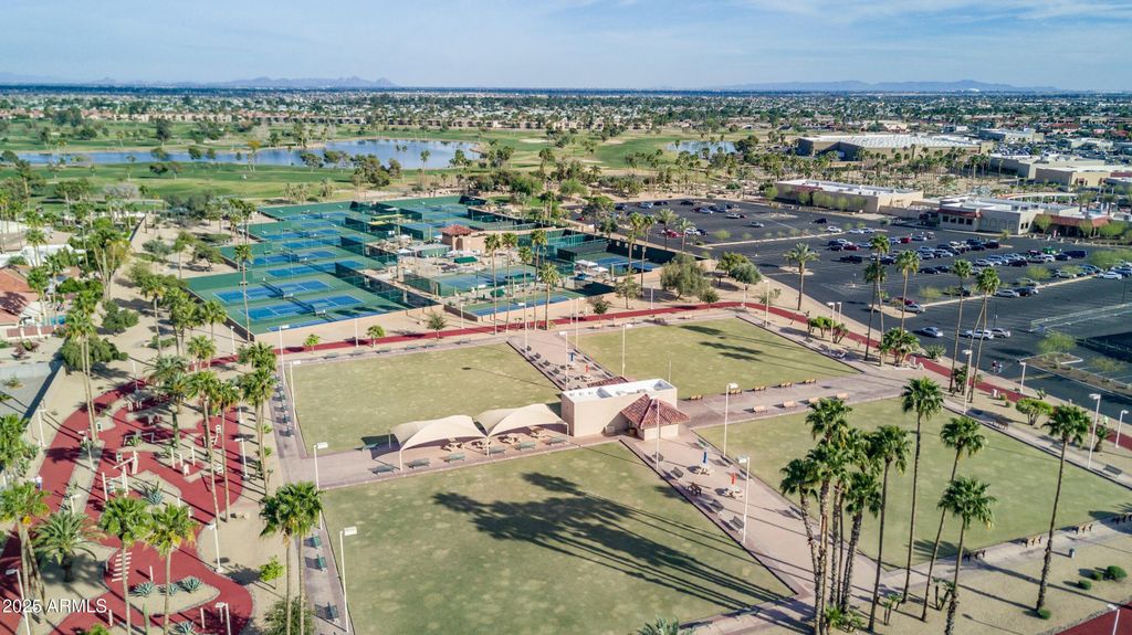 Image 43 of property listing at 18838 N CONQUISTADOR Drive, Sun City West, AZ 85375