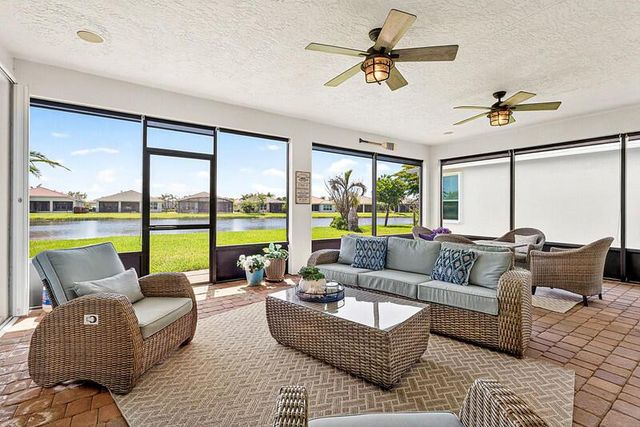 11784 SW Mountain Ash Circle SW, Port St. Lucie, FL 34987