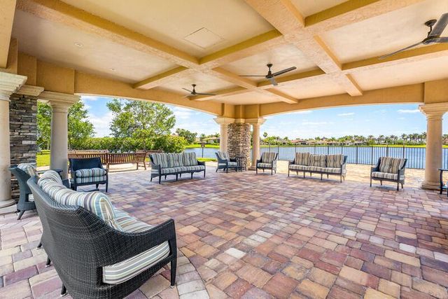 11784 SW Mountain Ash Circle SW, Port St. Lucie, FL 34987