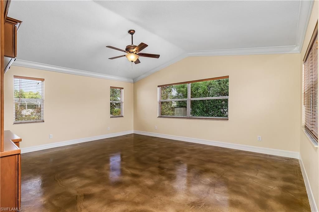 Image 7 of property listing at 1303 SW 43rd LN, Cape Coral, FL 33914