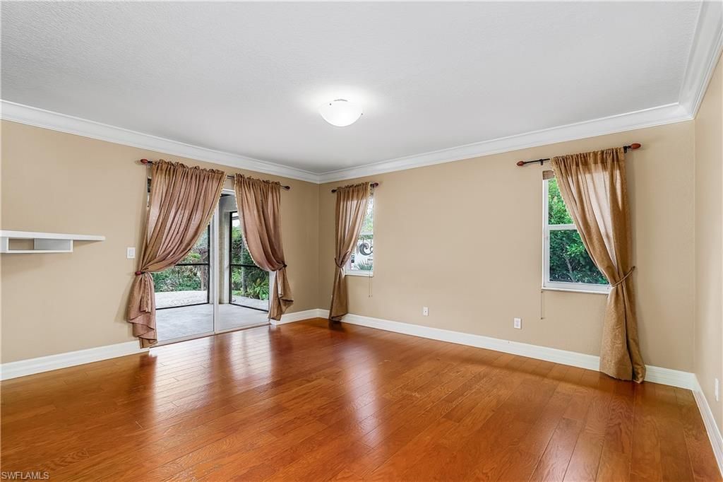 Image 8 of property listing at 1303 SW 43rd LN, Cape Coral, FL 33914