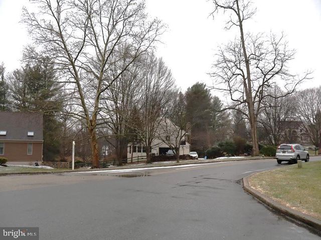 3 E SPRING OAK CIR, Media, PA 19063