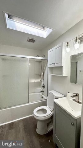 3111 BERO RD, Baltimore, MD 21227