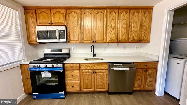 3111 BERO RD, Baltimore, MD 21227