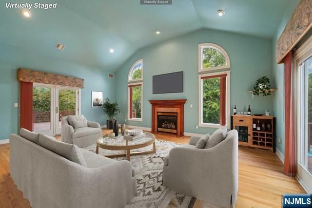 180 Anderson Avenue, Closter, NJ 07624