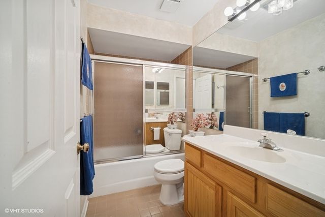 1280 Rudolph Road 1K, Northbrook, IL 60062