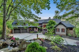 2 Sharptop Way, Landrum, SC 29356
