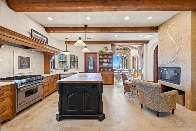2581 Shirland Tract Rd, Auburn, CA 95603