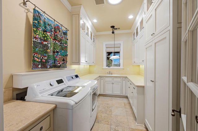 2581 Shirland Tract Rd, Auburn, CA 95603