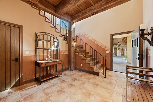 2581 Shirland Tract Rd, Auburn, CA 95603