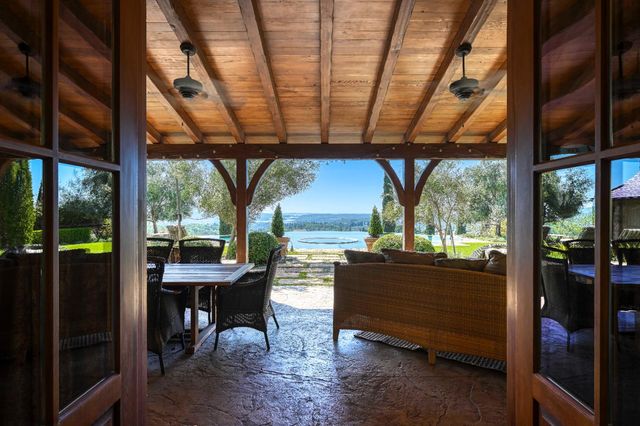 2581 Shirland Tract Rd, Auburn, CA 95603