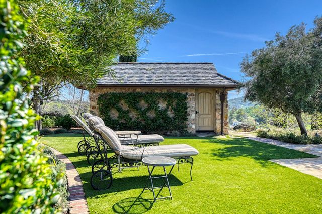 2581 Shirland Tract Rd, Auburn, CA 95603