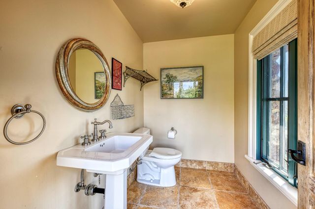 2581 Shirland Tract Rd, Auburn, CA 95603