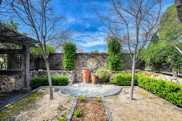 2581 Shirland Tract Rd, Auburn, CA 95603