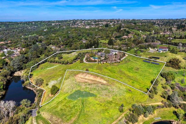 2581 Shirland Tract Rd, Auburn, CA 95603