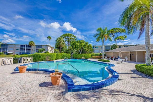 2812 Garden Drive S 308, Lake Worth, FL 33461