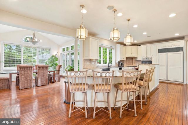 5 WINGATE CT, Flourtown, PA 19031