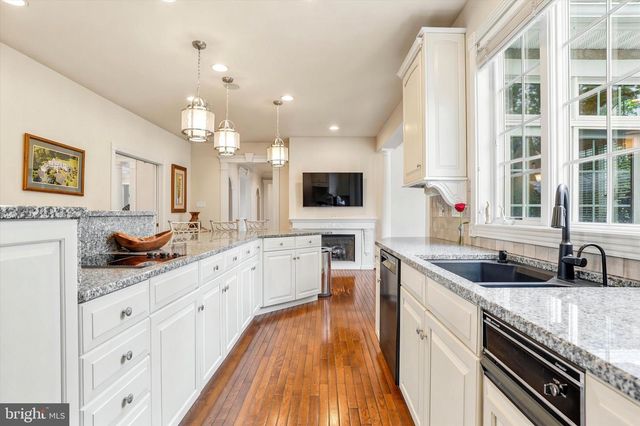 5 WINGATE CT, Flourtown, PA 19031