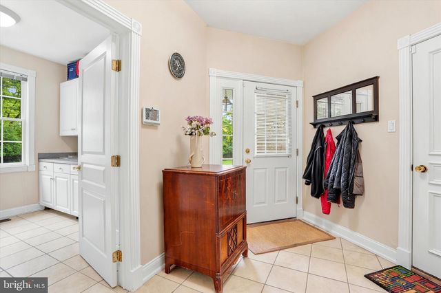 5 WINGATE CT, Flourtown, PA 19031