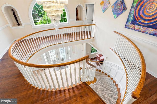 5 WINGATE CT, Flourtown, PA 19031