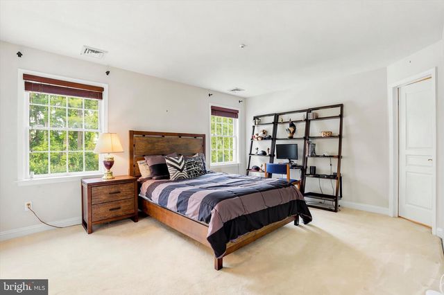 5 WINGATE CT, Flourtown, PA 19031