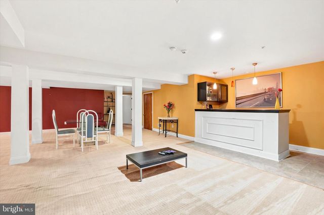 5 WINGATE CT, Flourtown, PA 19031