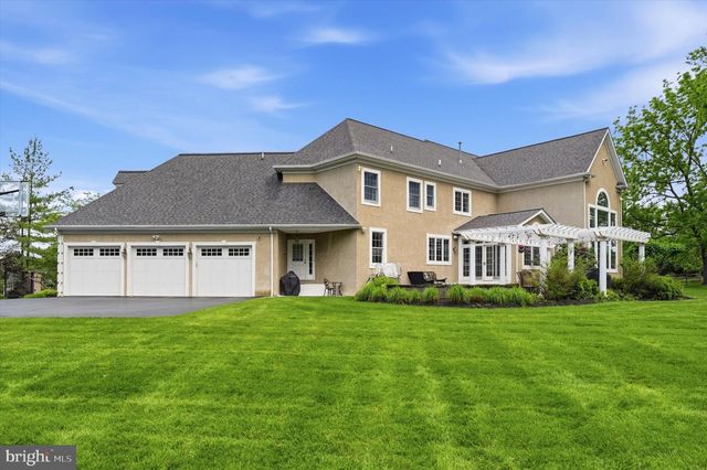 5 WINGATE CT, Flourtown, PA 19031