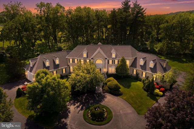 5 WINGATE CT, Flourtown, PA 19031