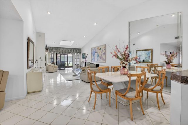 5900 Sunswept Lane A, Boynton Beach, FL 33437