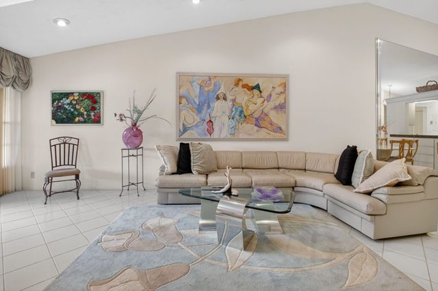 5900 Sunswept Lane A, Boynton Beach, FL 33437