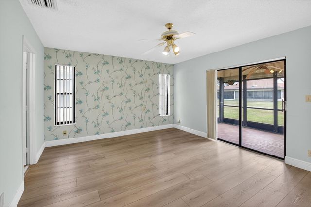 5900 Sunswept Lane A, Boynton Beach, FL 33437