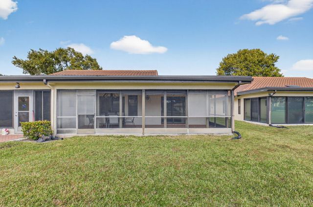 5900 Sunswept Lane A, Boynton Beach, FL 33437