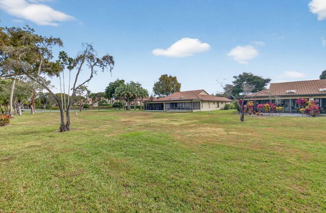 5900 Sunswept Lane A, Boynton Beach, FL 33437