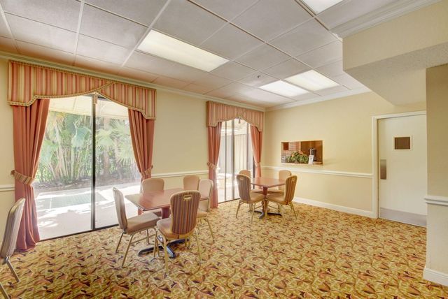 5900 Sunswept Lane A, Boynton Beach, FL 33437