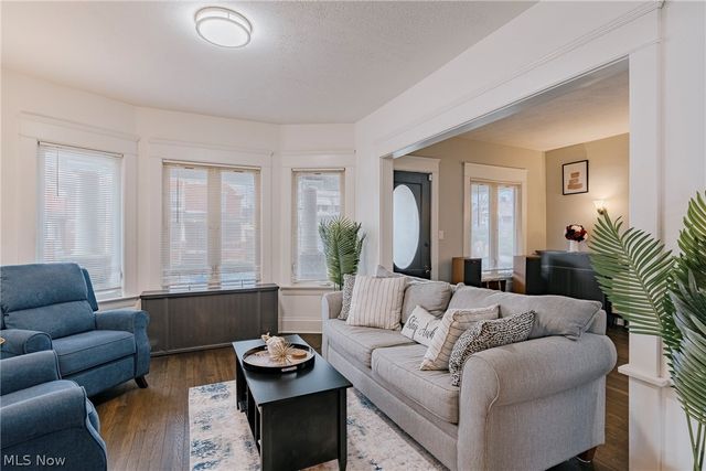 4602 Beta Avenue, Newburgh Heights, OH 44105