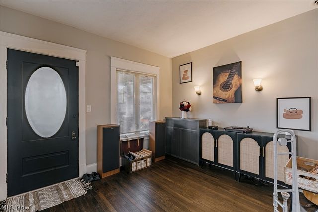 4602 Beta Avenue, Newburgh Heights, OH 44105