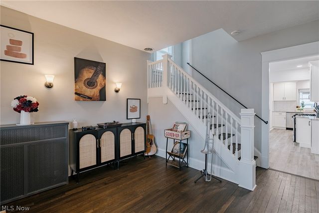 4602 Beta Avenue, Newburgh Heights, OH 44105