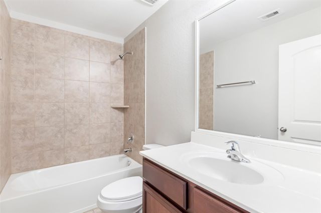 5622 Rainbow Road, Baytown, TX 77523