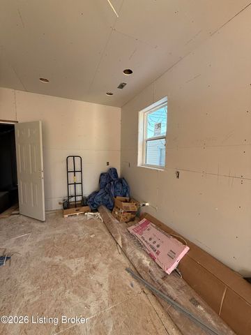 1440 S 32nd St, Louisville, KY 40211