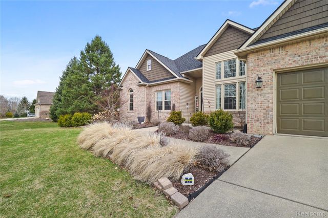 6415 Wailea Court, Grand Blanc Charter Township, MI 48439