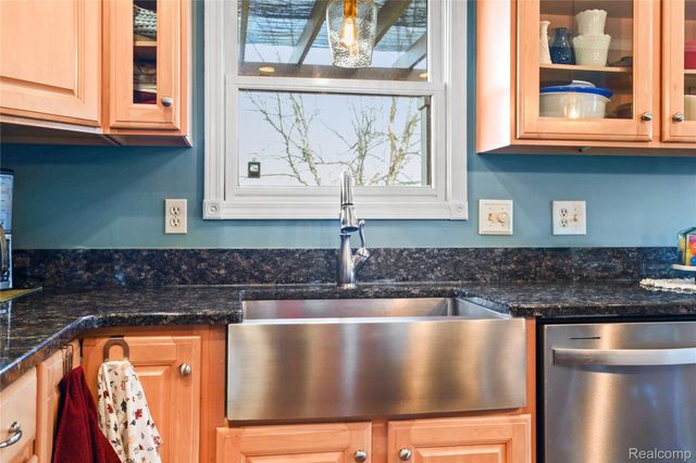 6415 Wailea Court, Grand Blanc Charter Township, MI 48439