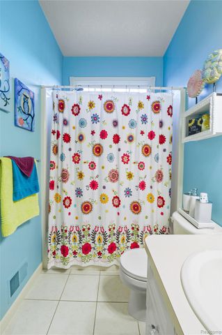 6415 Wailea Court, Grand Blanc Charter Township, MI 48439