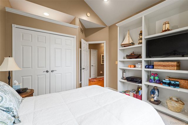 6415 Wailea Court, Grand Blanc Charter Township, MI 48439