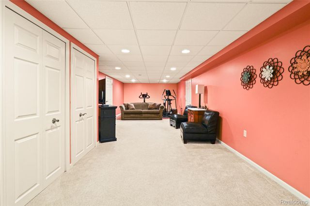 6415 Wailea Court, Grand Blanc Charter Township, MI 48439