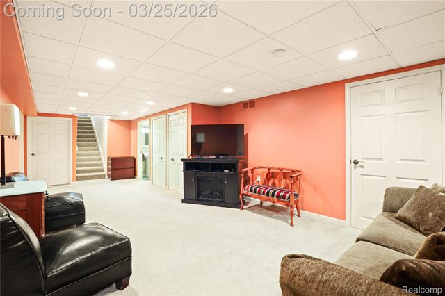 6415 Wailea Court, Grand Blanc Charter Township, MI 48439